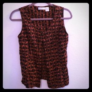 5/$25 Liz Claiborne Sleeveless Button-up